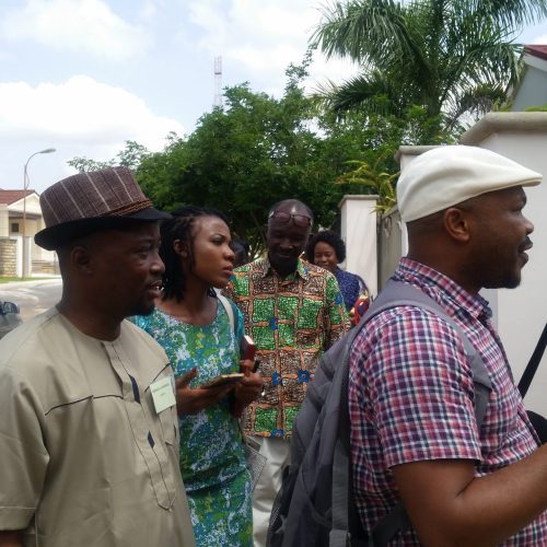 Participants during a field trip of the workshop "Co-creating land governance research agenda by, for, in, and on Africa